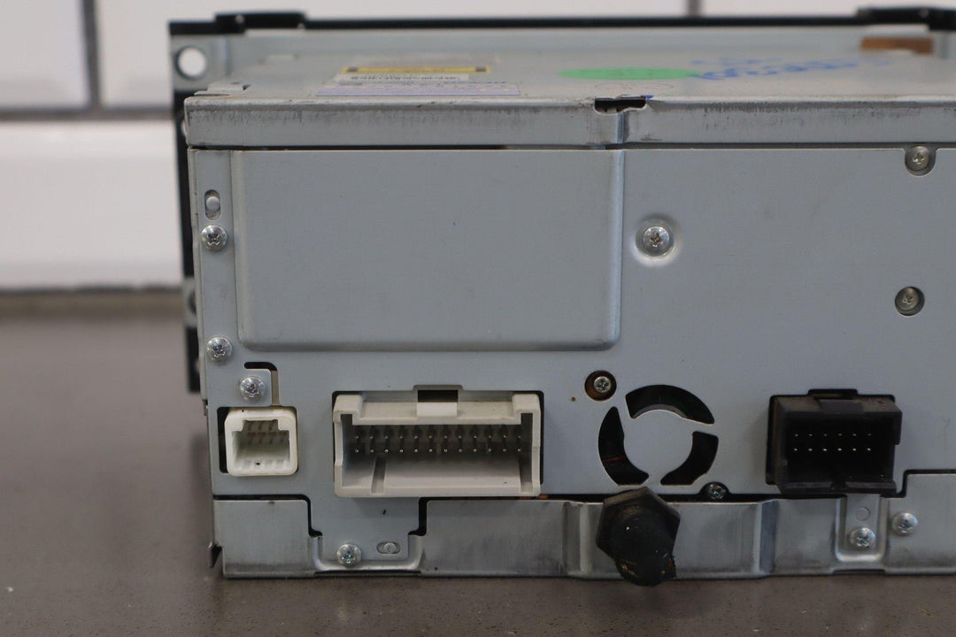 05 - 10 C6 Corvette AM - FM - CD - DVD - Navigation Receiver *Tested Good*