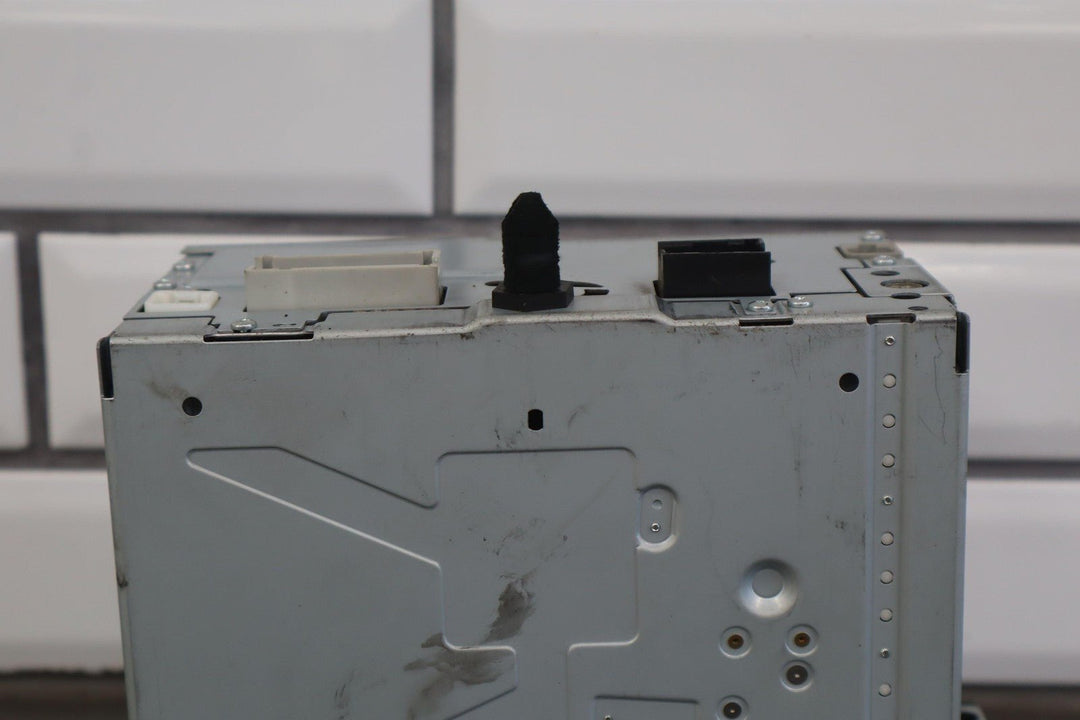 05 - 10 C6 Corvette AM - FM - CD - DVD - Navigation Receiver *Tested Good*