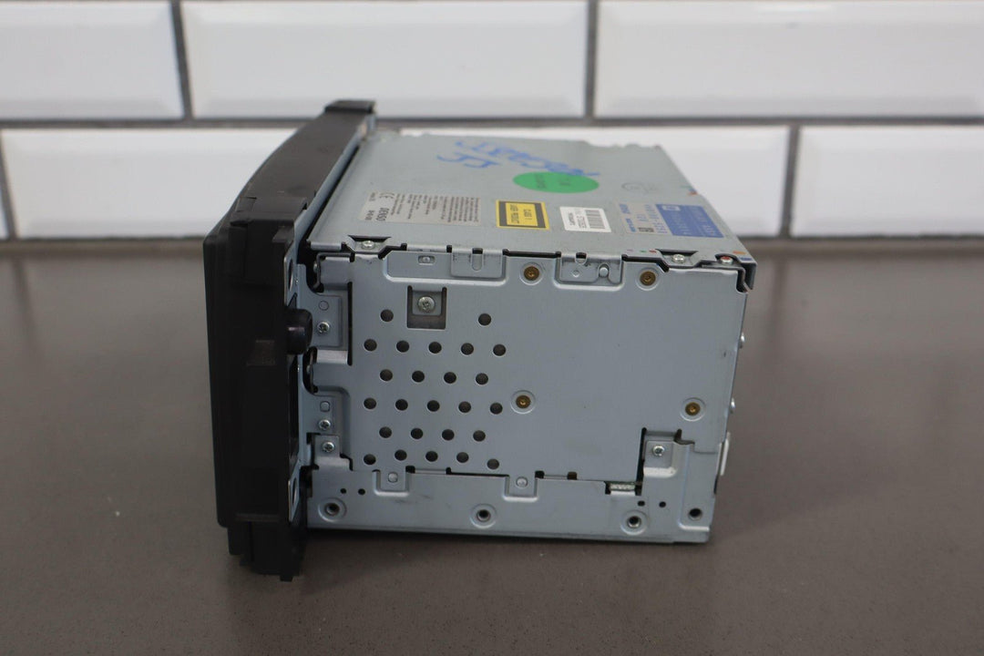 05 - 10 C6 Corvette AM - FM - CD - DVD - Navigation Receiver *Tested Good*