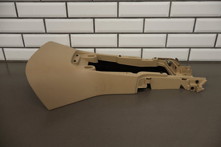 05-10 Chevrolet Corvette C6 Front Console Cashmere 31