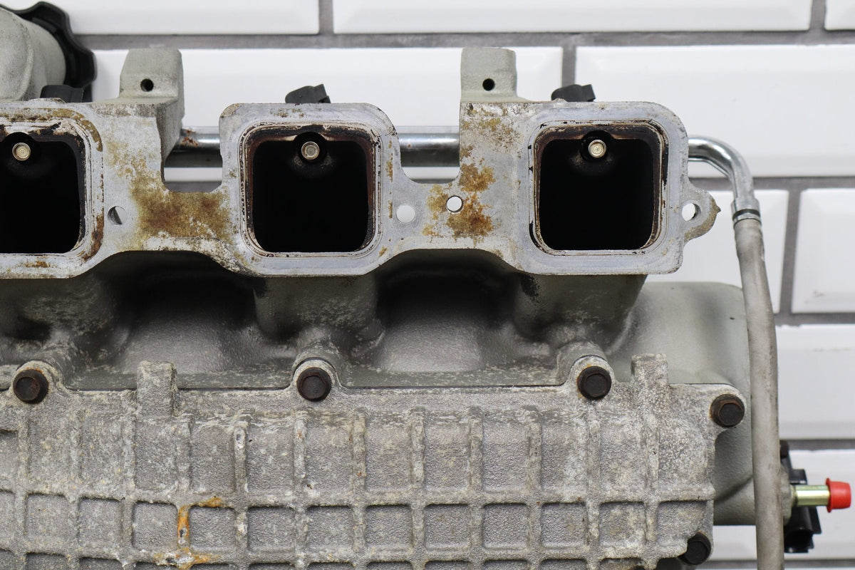 05-10 Dodge Charger SRT8 6.1 ESF Intake Manifold TB Rails Injectors