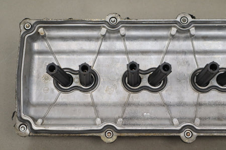 05-10 Dodge Charger SRT8 6.1 ESF Valve Cover Pair w/ Coils