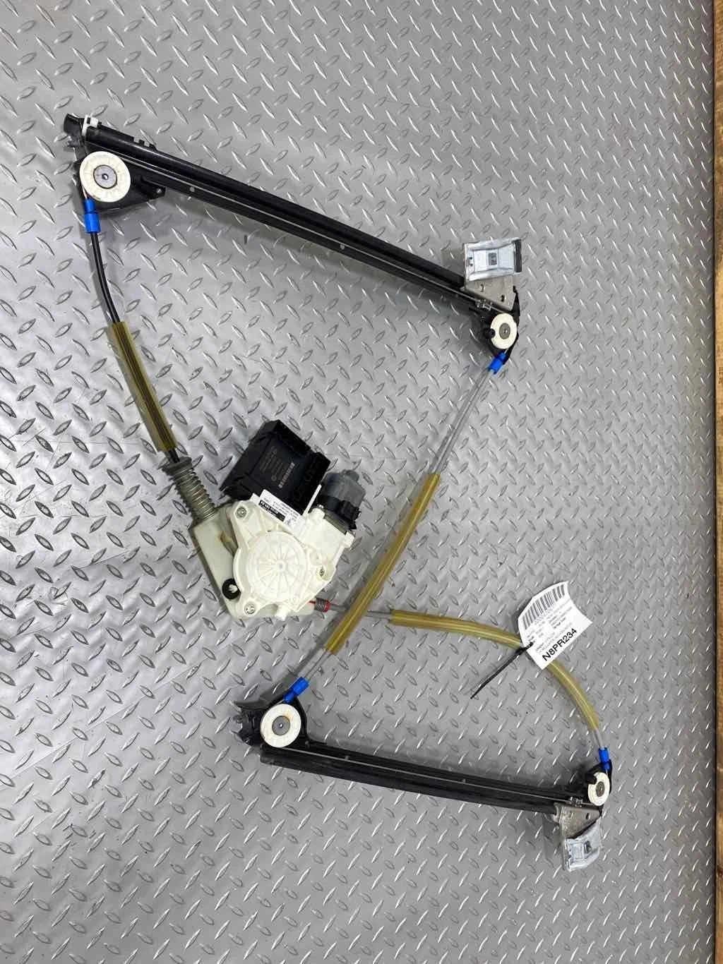 05 - 12 Porsche 911 997 987 Convertible Left LH Door Window Regulator W/Motor