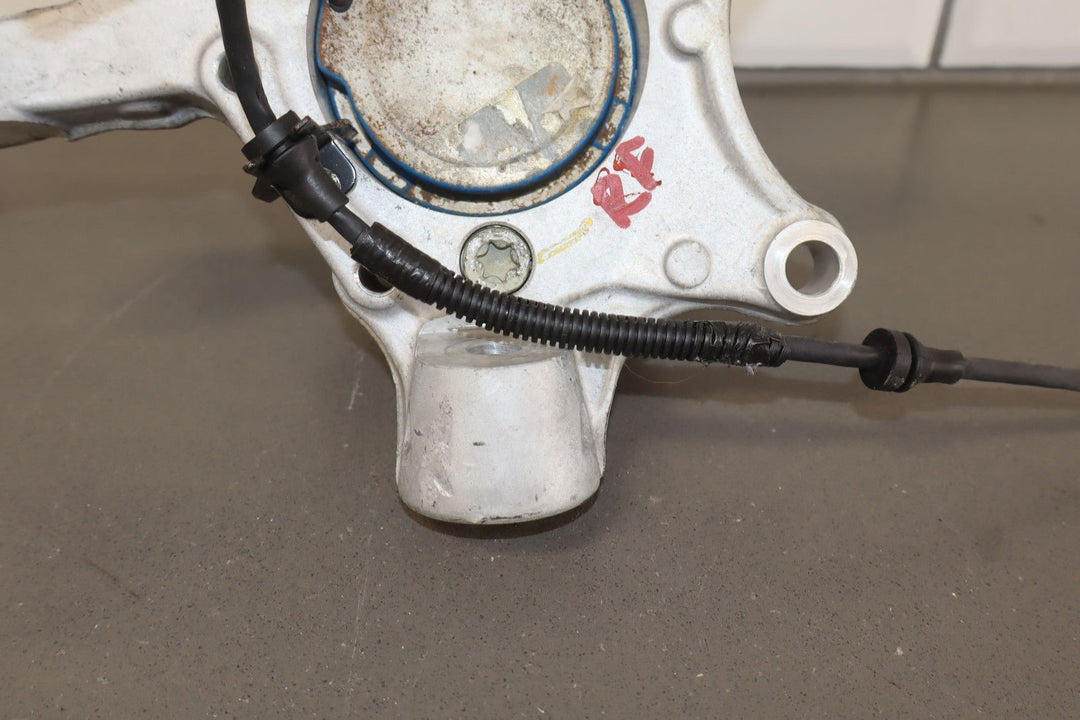 05 - 13 C6 Corvette 04 - 09 Cadillac XLR Right Passenger Front Spindle & Hub