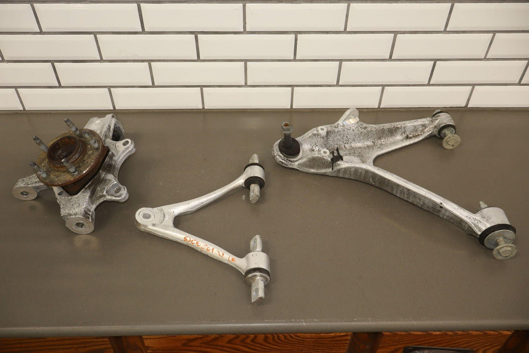 05 - 13 C6 Corvette 06 - 08 Cadillac XLR - V Left Driver Front Spindle W/Control Arms
