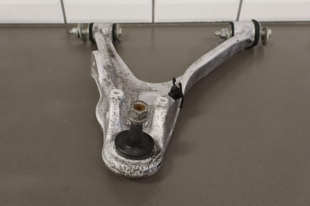 05 - 13 C6 Corvette 06 - 08 Cadillac XLR - V Left Driver Front Spindle W/Control Arms