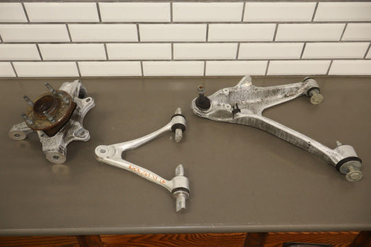 05 - 13 C6 Corvette 06 - 08 Cadillac XLR - V Left Driver Front Spindle W/Control Arms