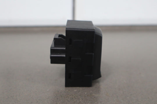 05 - 13 C6 Corvette Dash Mounted Ignition Switch Button