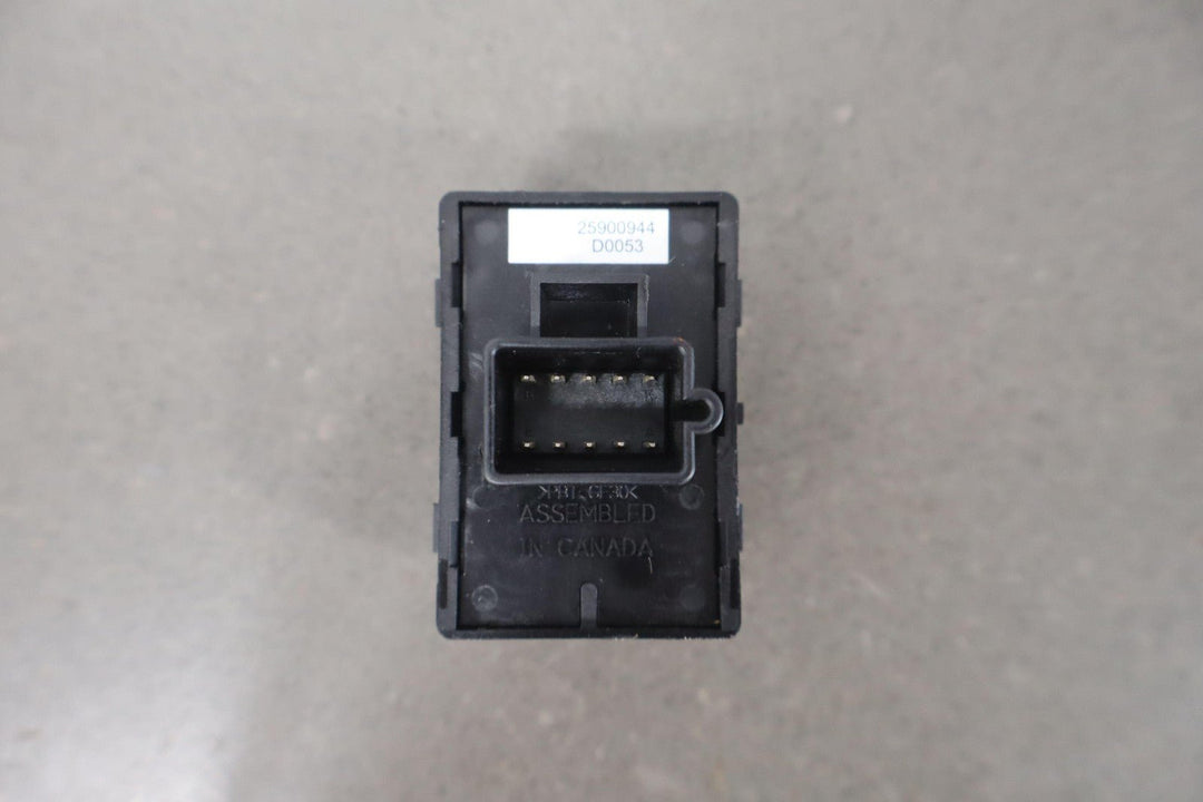 05 - 13 C6 Corvette Dash Mounted Ignition Switch Button