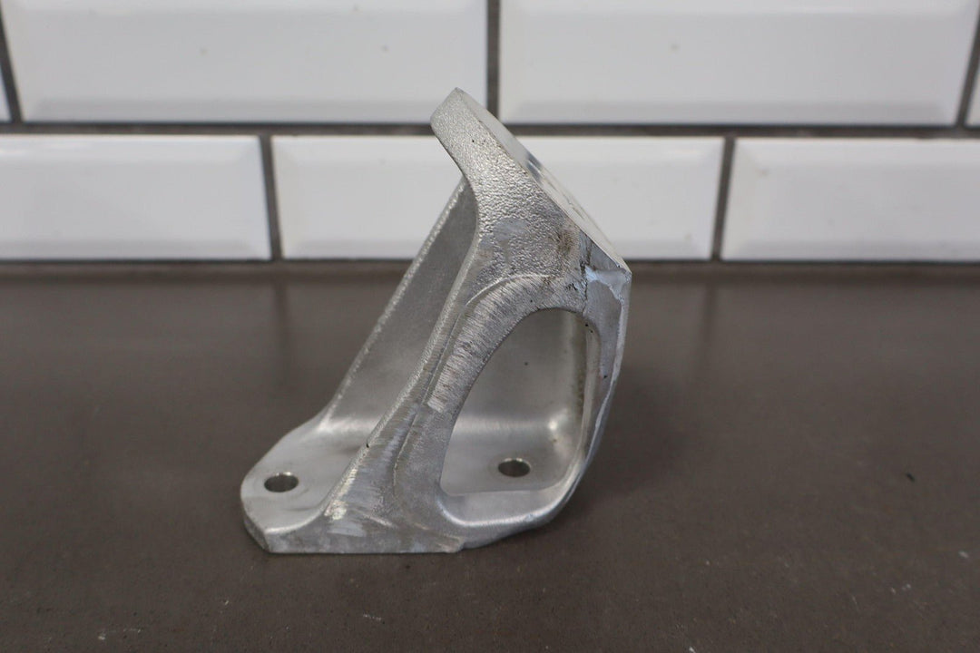 05 - 13 C6 Corvette LS2 LS3 LS7 Pair LH&RH Aluminum Engine Motor Mount Brackets