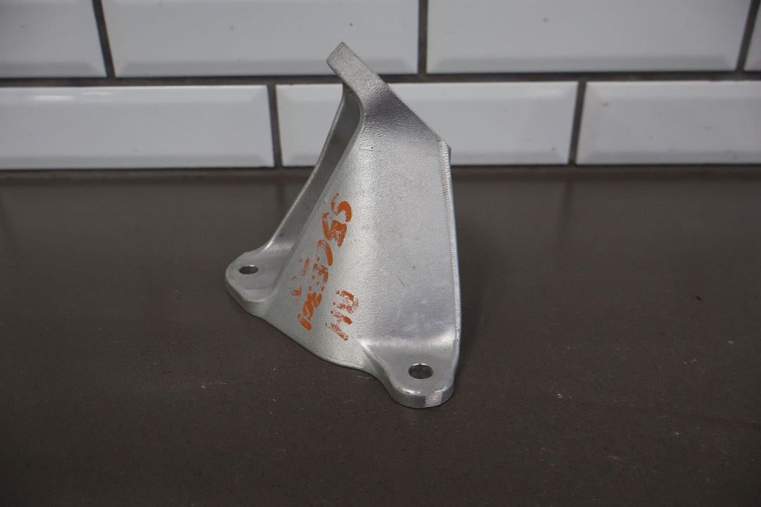 05 - 13 C6 Corvette LS2 LS3 LS7 Pair LH&RH Aluminum Engine Motor Mount Brackets