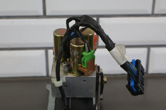 05 - 13 C6 Corvette OEM Convertible Lift Motor *Tested*