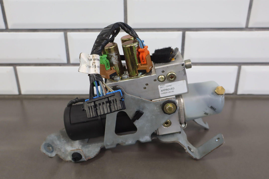 05 - 13 C6 Corvette OEM Convertible Lift Motor *Tested*