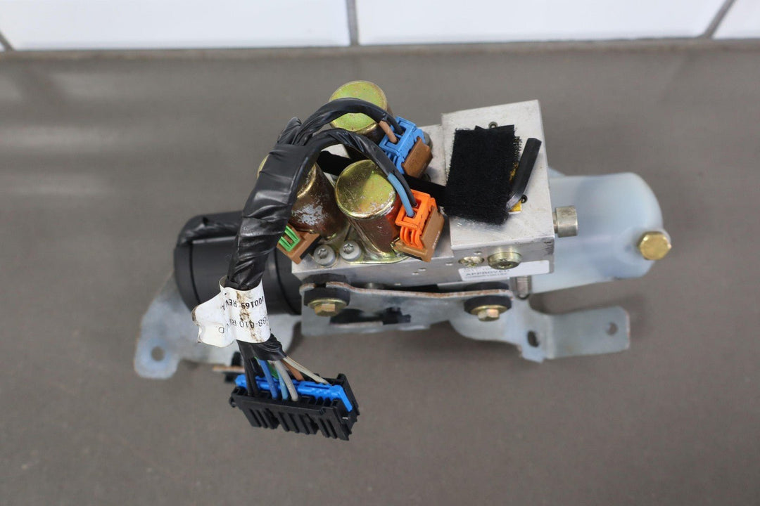 05 - 13 C6 Corvette OEM Convertible Lift Motor *Tested*