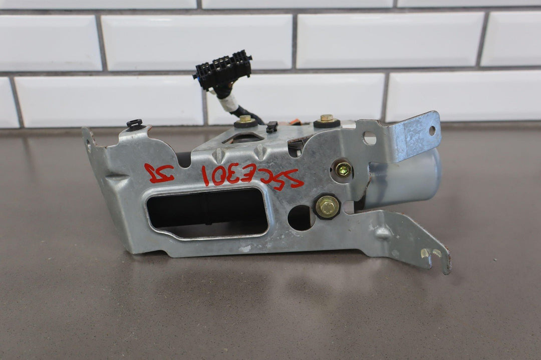 05 - 13 C6 Corvette OEM Convertible Lift Motor *Tested*