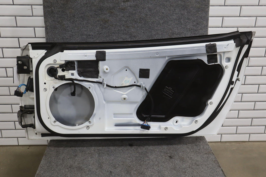 05 - 13 C6 Corvette Right Passenger Door Shell *Arctic White 10U*