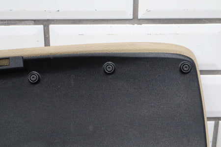 05-13 Chevrolet Corvette C6 Console Lid Cashmere
