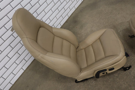 05-13 Chevrolet Corvette C6 Leather Seats Cashmere 31