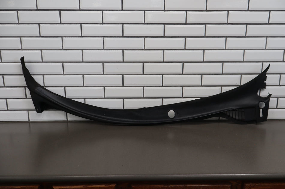 05-13 Chevy Corvette C6 Cowl Vent Panel 25778761