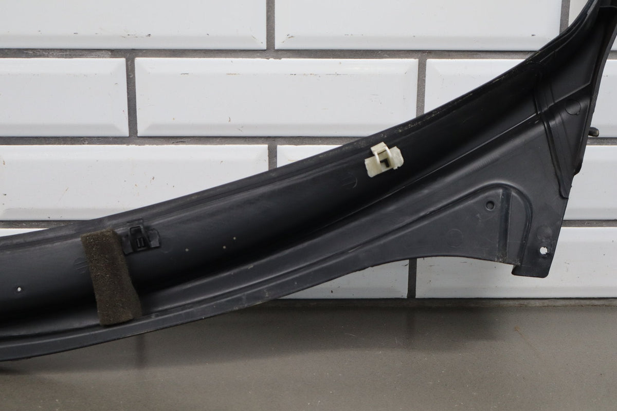 05-13 Chevy Corvette C6 Cowl Vent Panel 25778761