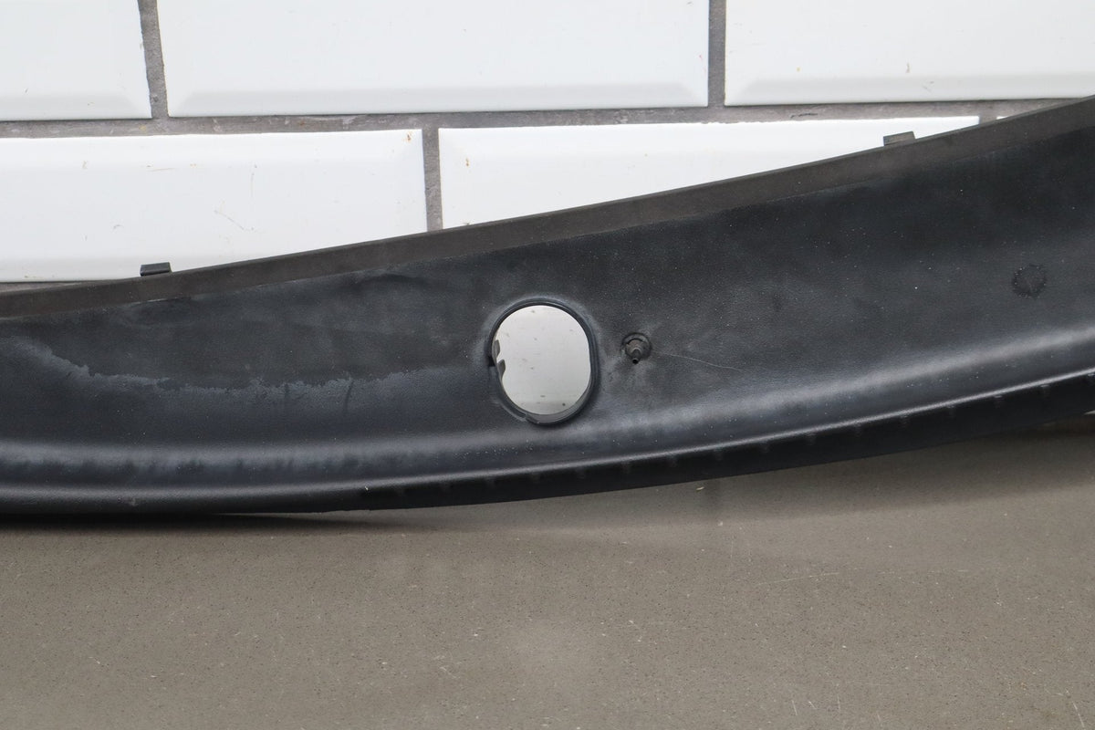 05-13 Chevy Corvette C6 Cowl Vent Panel 25778761