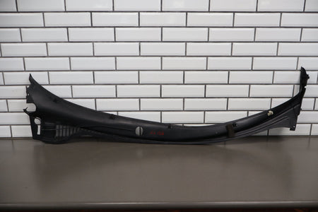 05-13 Chevy Corvette C6 Cowl Vent Panel 25778761
