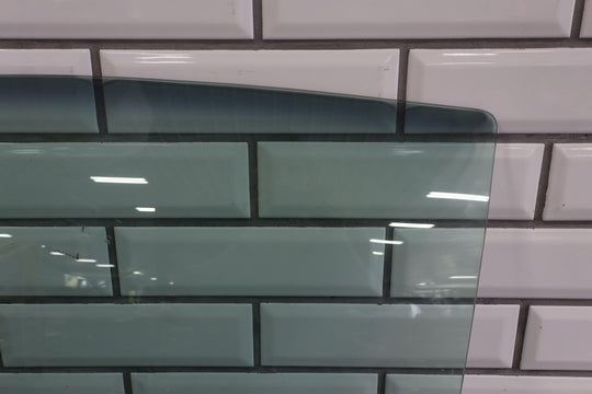 05 - 13 Chevy Corvette C6 Left Driver Door Window Glass Only