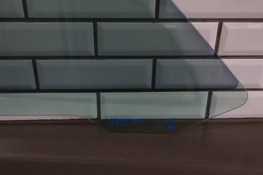 05 - 13 Chevy Corvette C6 Left Driver Door Window Glass Only