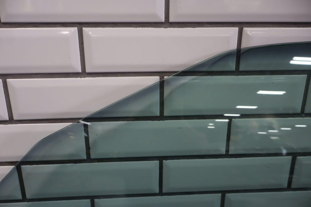 05 - 13 Chevy Corvette C6 Left Driver Door Window Glass Only