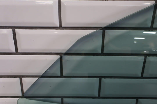 05 - 13 Chevy Corvette C6 Left Driver Door Window Glass Only