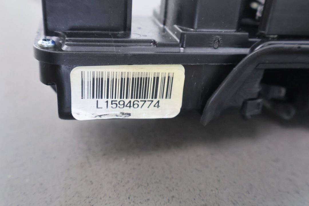 05 - 13 Chevy Corvette C6 Left LH Driver Door Latch W/Cables & Manual Releases