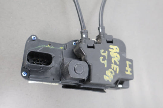 05 - 13 Chevy Corvette C6 Left LH Driver Door Latch W/Cables & Manual Releases