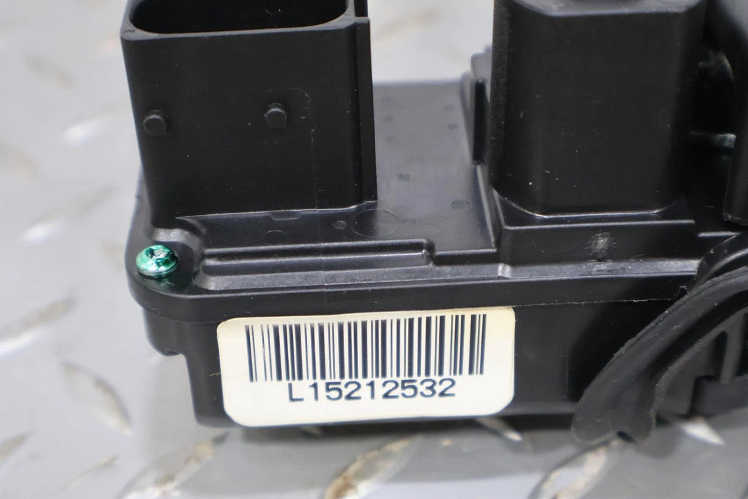 05 - 13 Chevy Corvette C6 Left LH Driver Door Latch W/Cables & Manual Releases