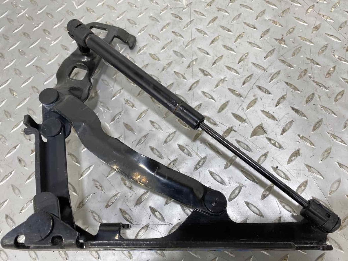 05-13 Chevy Corvette C6 Pair Left&Right Rear Deck Lid Hinges (Black) Convertible