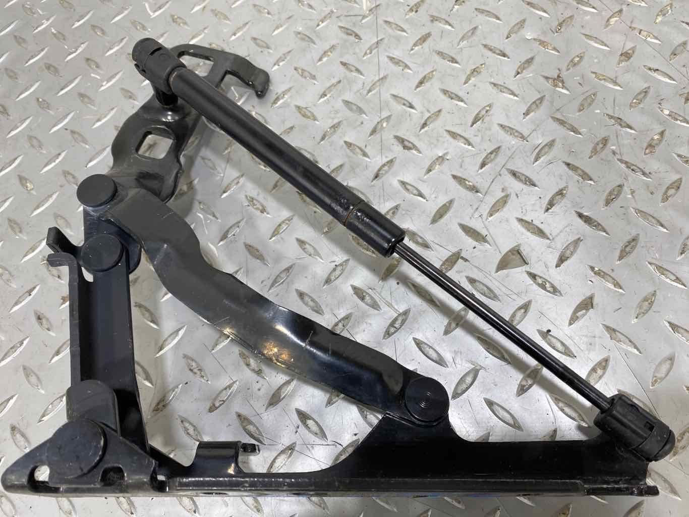 05-13 Chevy Corvette C6 Pair Left&Right Rear Deck Lid Hinges (Black) Convertible
