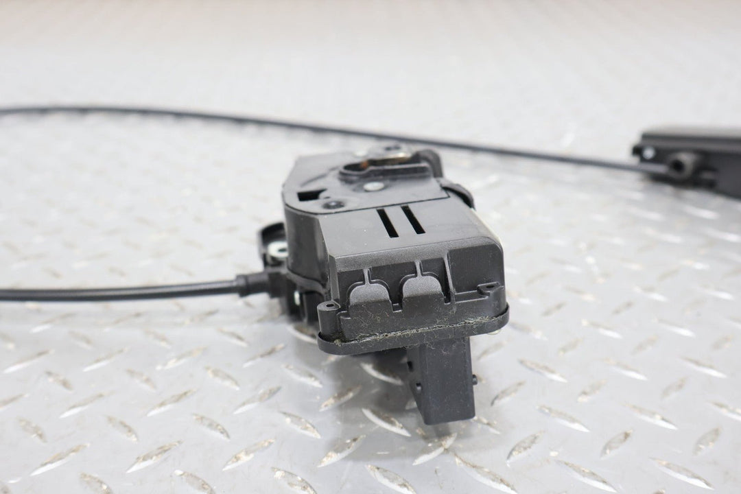 05 - 13 Chevy Corvette C6 Right Passenger Door Latch W/Cables & Manual Releases