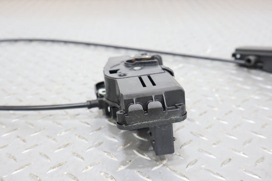 05 - 13 Chevy Corvette C6 Right Passenger Door Latch W/Cables & Manual Releases