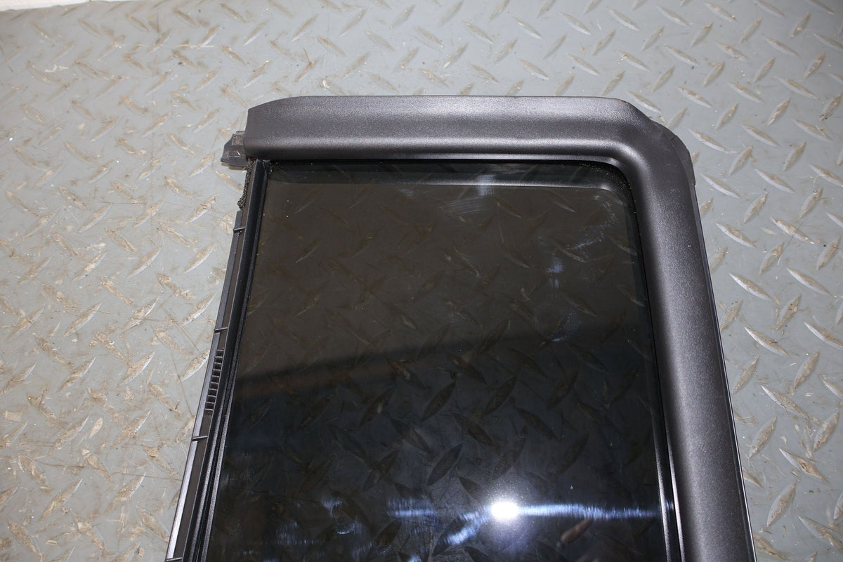05-15 Nissan Xterra Rear Right Vent Window Glass (Privacy Tint) OEM Glass Only