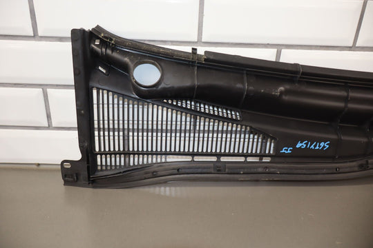 05 - 15 Toyota Tacoma Windshield Cowl Vent Panel W/Weather Stripping