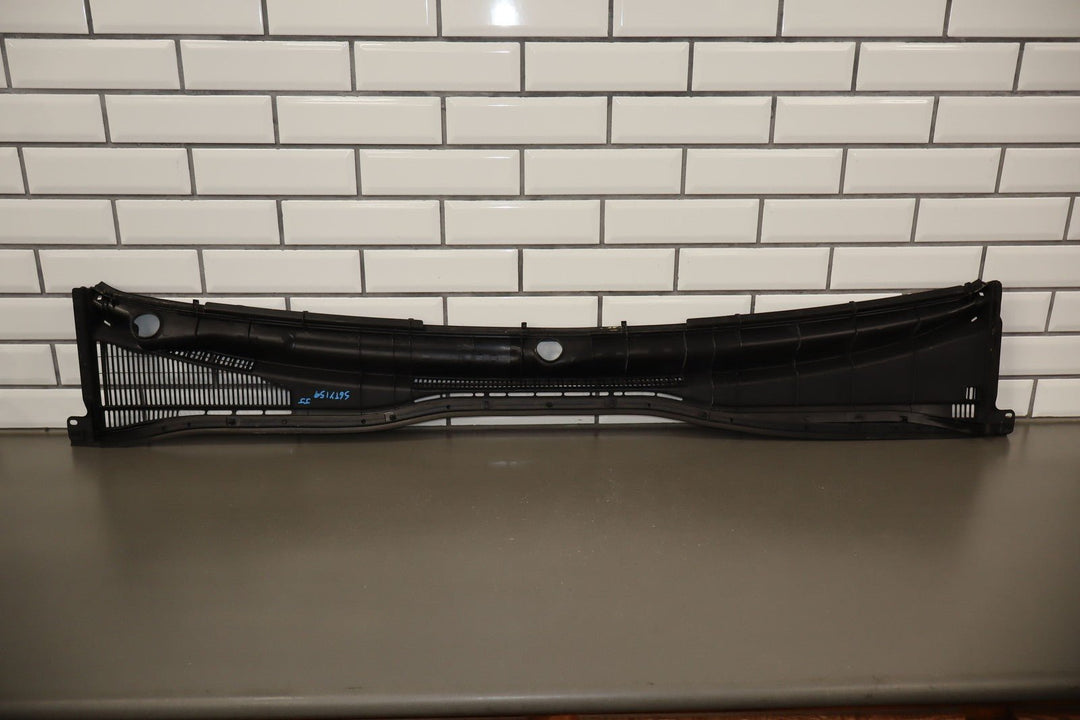 05 - 15 Toyota Tacoma Windshield Cowl Vent Panel W/Weather Stripping