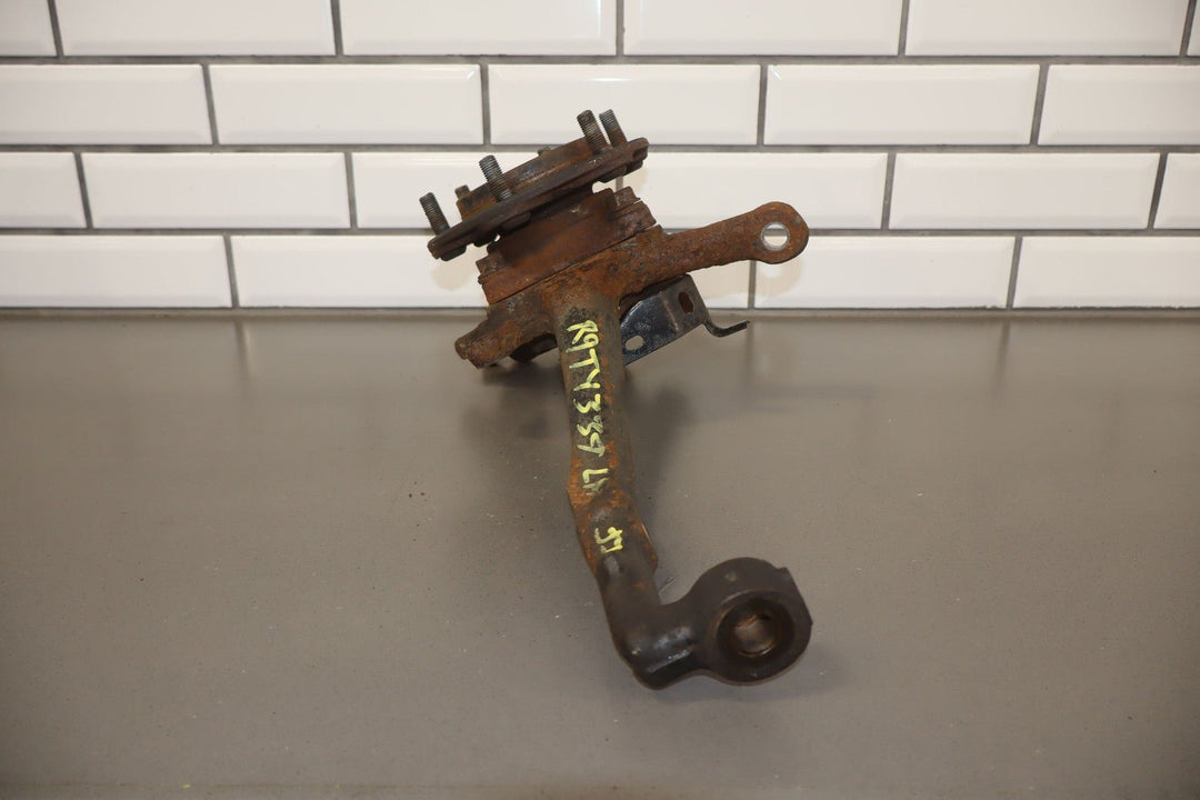 05 - 23 Toyota Tacoma 4x4 Left Driver Front Spindle Knuckle W/Hub & Sensor