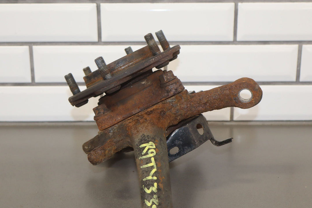 05 - 23 Toyota Tacoma 4x4 Left Driver Front Spindle Knuckle W/Hub & Sensor