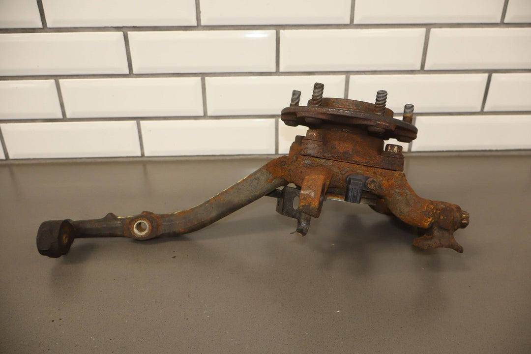 05 - 23 Toyota Tacoma 4x4 Left Driver Front Spindle Knuckle W/Hub & Sensor