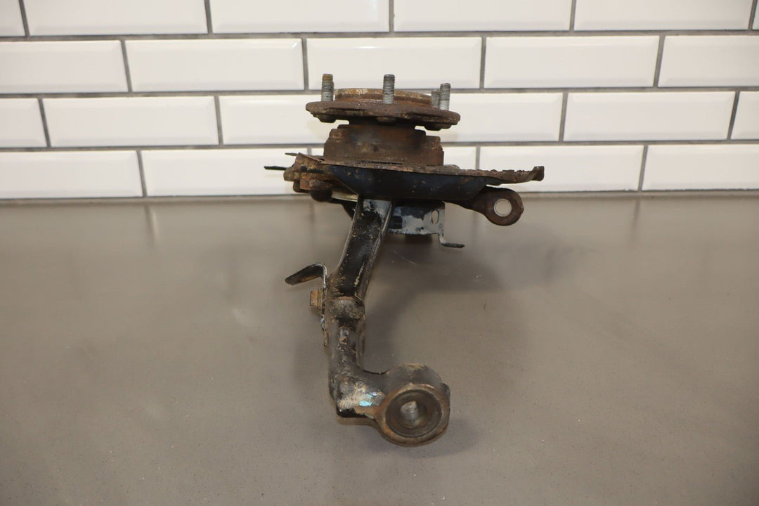 05 - 23 Toyota Tacoma 4x4 Left Driver Front Spindle Knuckle W/Hub & Sensor