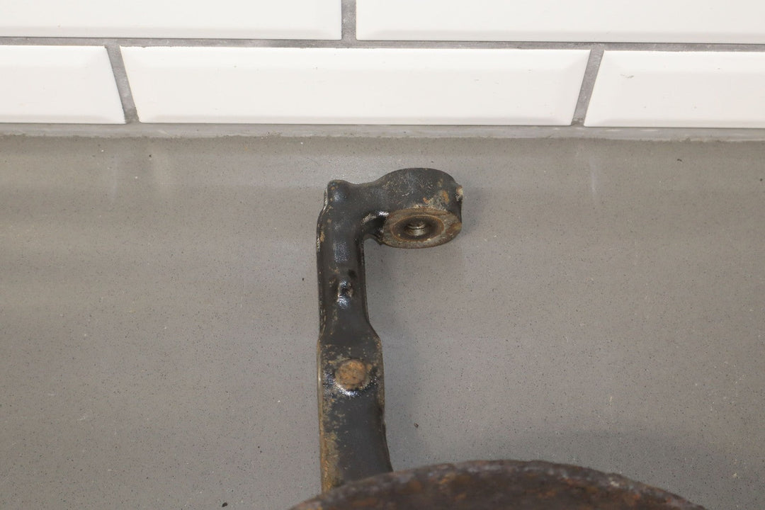 05 - 23 Toyota Tacoma 4x4 Right Passenger Front Spindle Knuckle W/Hub & Sensor