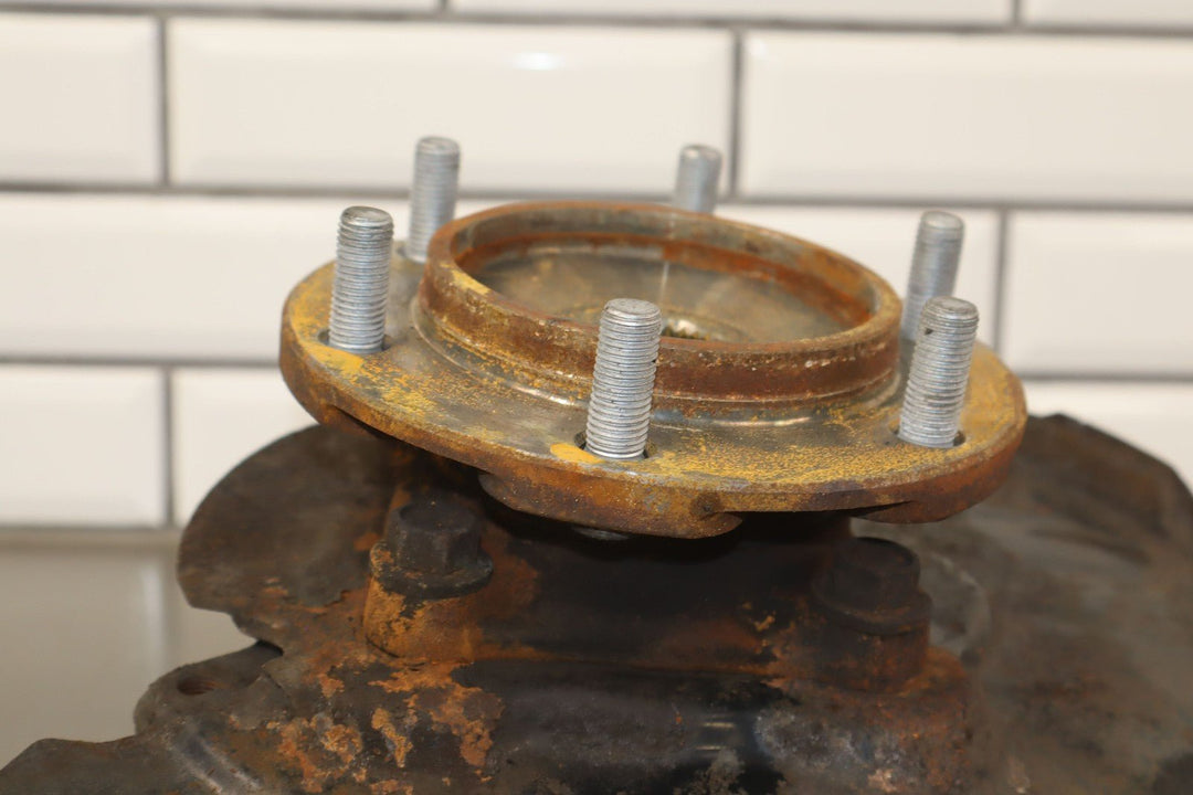 05 - 23 Toyota Tacoma 4x4 Right Passenger Front Spindle Knuckle W/Hub & Sensor