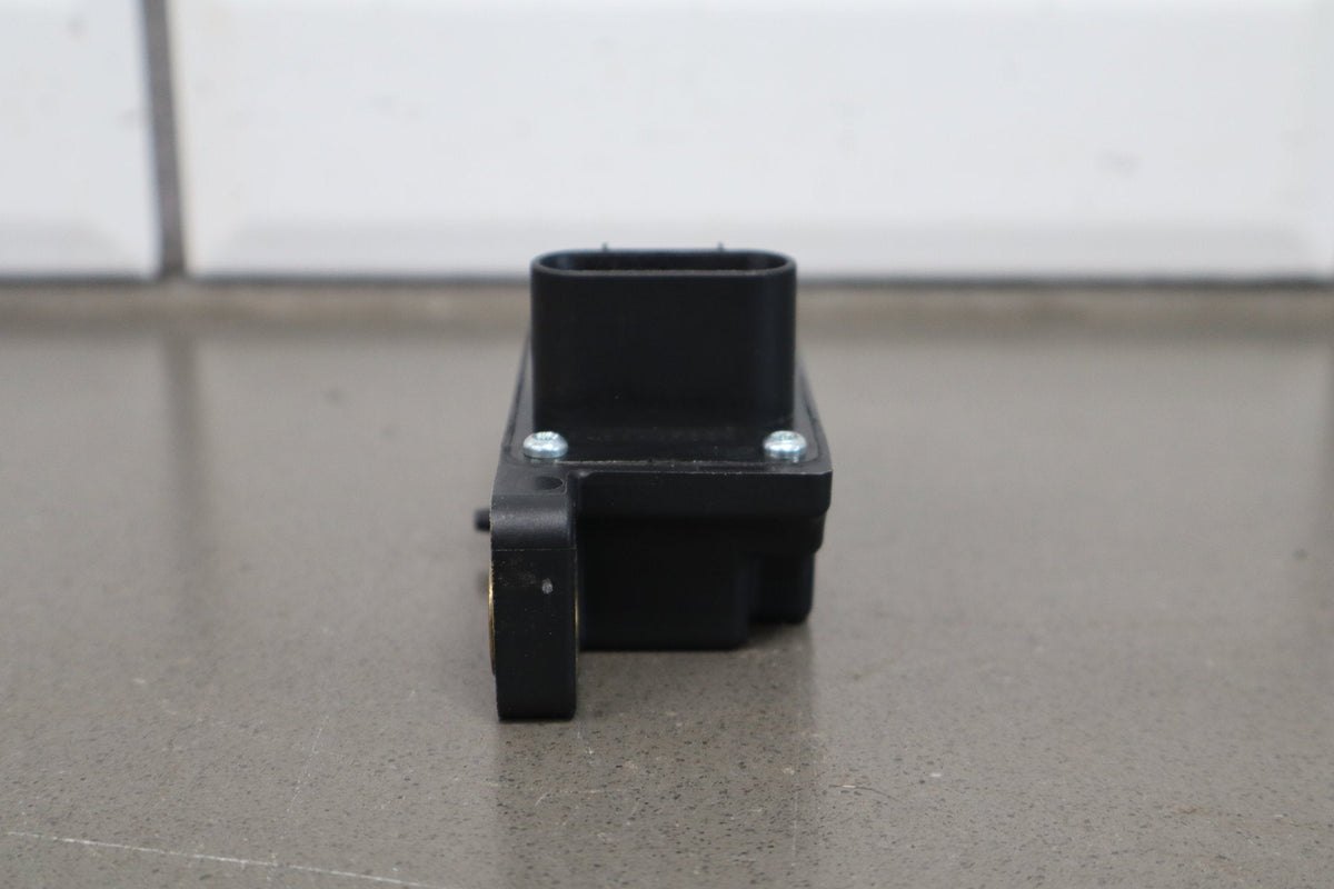 05 Chevrolet Corvette C6 Body Control Module