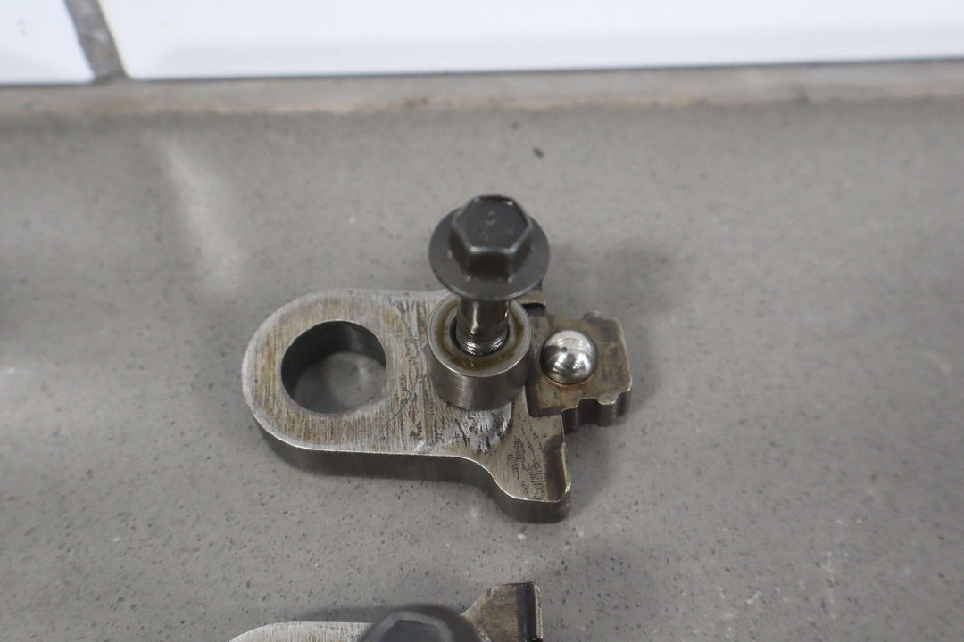 05 Ford F250 6.0L Powerstroke Passenger Right RH Rocker Box Set OEM