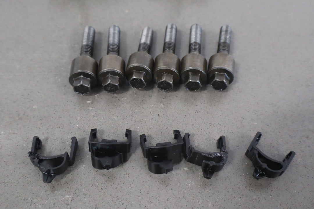 05 Ford F250 6.0L Powerstroke Passenger Right RH Rocker Box Set OEM