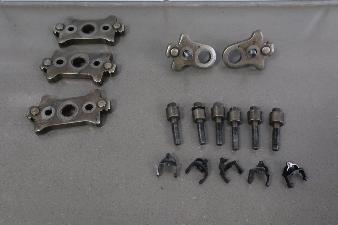 05 Ford F250 6.0L Powerstroke Passenger Right RH Rocker Box Set OEM